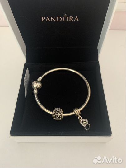 Украшение браслет и шармы