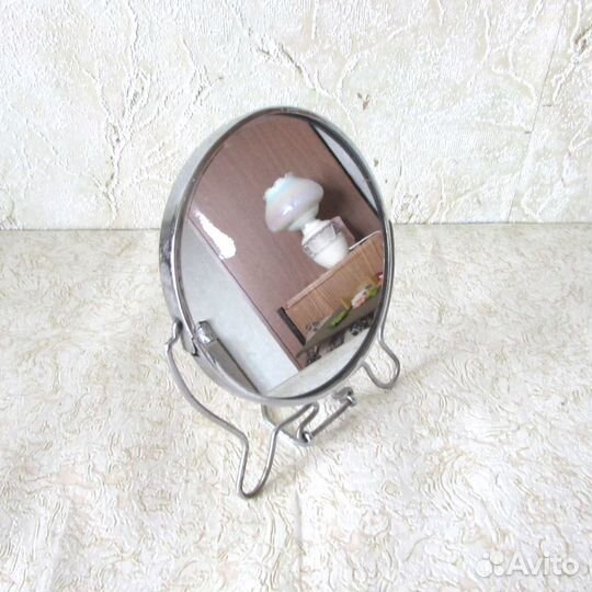 Зеркало настольное