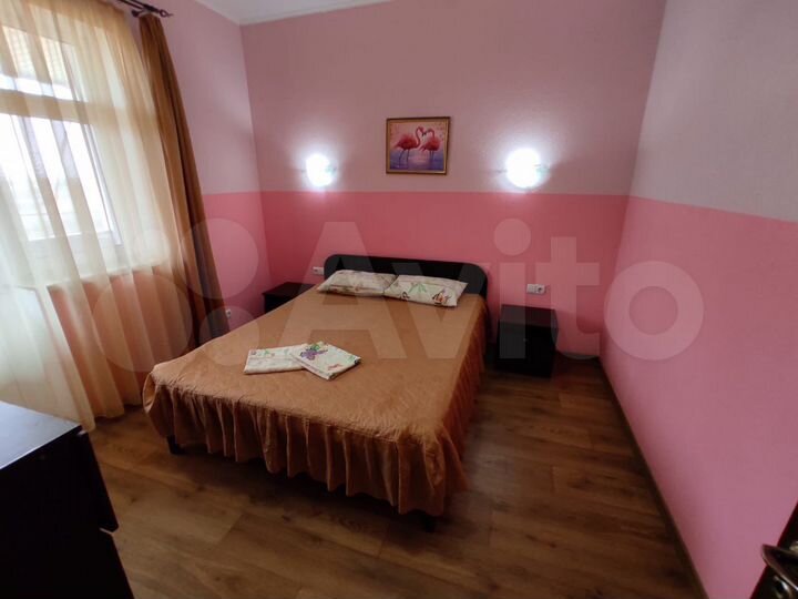 2-к. квартира, 55 м², 1/2 эт.