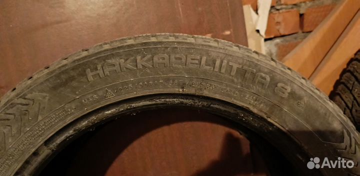 Nokian Tyres Hakkapeliitta 8 SUV 225/50 R17 98T