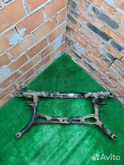 Задний подрамник Skoda Octavia A5