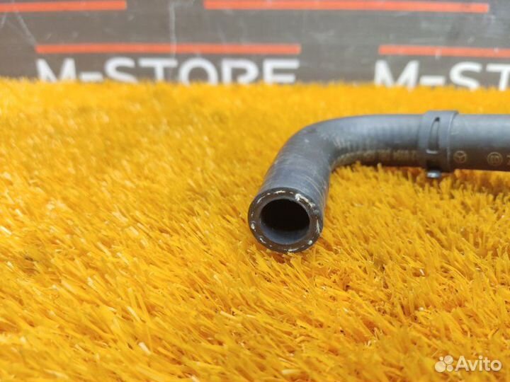 Патрубок системы охлаждения Mercedes-Benz S-Class