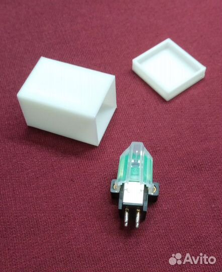 Головка для винилового проигрывателя AT-VMN95E