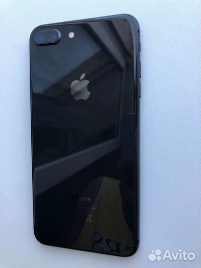 iPhone 8 Plus, 64 ГБ