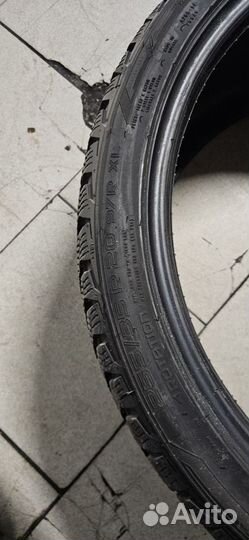 Nokian Tyres Hakkapeliitta R2 255/35 R20 97R