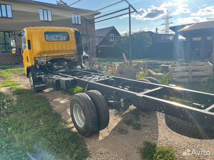 Isuzu Elf (N-series), 2023