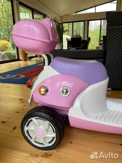 Детский мотоцикл на аккумуляторе бу для девочки