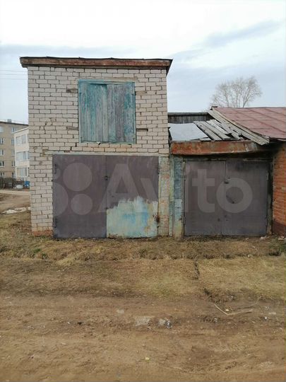 Гараж, > 30 м²