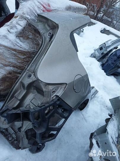 Крыло заднее правое хетчбэк Renault Megane3