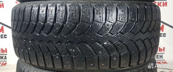 Bridgestone Blizzak Spike-01 225/55 R17