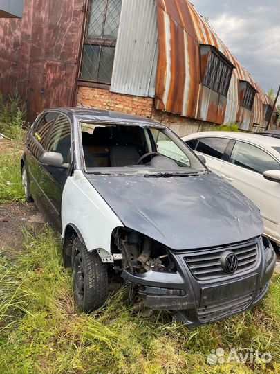 Volkswagen Polo 1.4 МТ, 2007, битый, 220 000 км