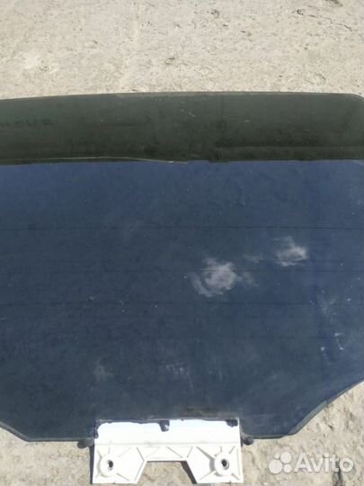 Стекло двери задней левой Ford Kuga (2012-2019)