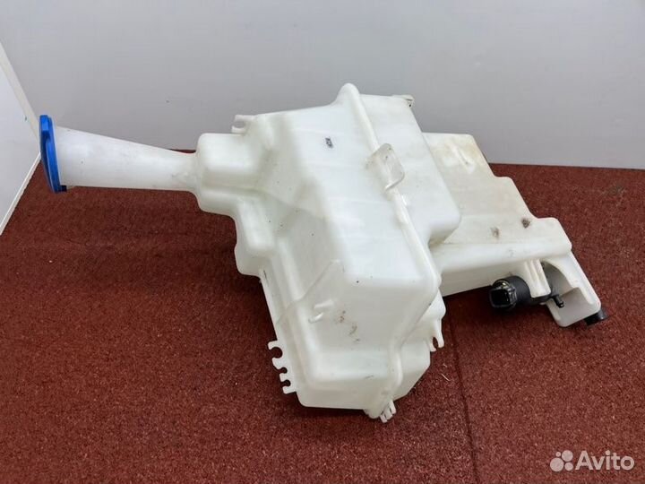 Бочок стеклоомывателя Kia Rio 4 седан 1.4 G4LC