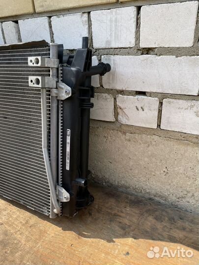 Кассета радиаторов Volkswagen Passat B7 1.4 caxa