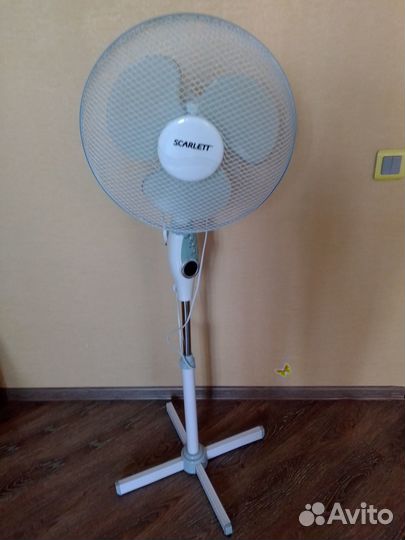 Вентилятор напольный Skarlett