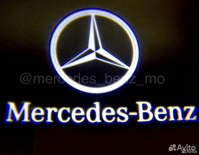 Проекция логотипа Мерседес Бенц