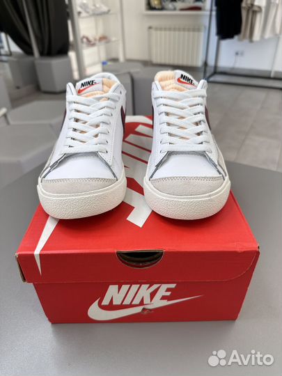 Кроссовки Nike Blazer Low 77