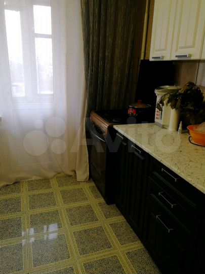 2-к. квартира, 50 м², 5/5 эт.