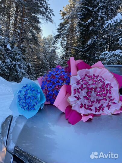 Букеты из бабочек и атласных лент