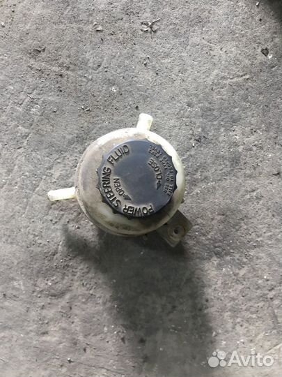 Бачок гидроусилителя (Kia Rio)