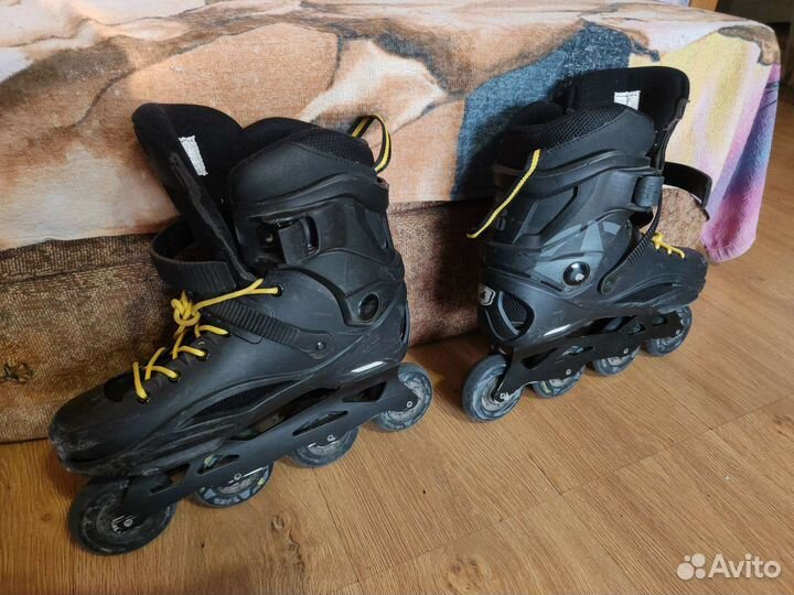 Роликовые коньки