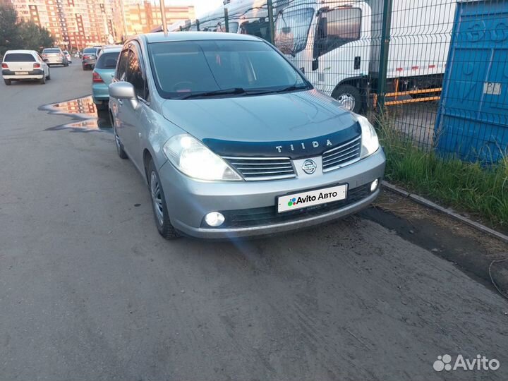 Nissan Tiida Latio 1.5 AT, 2005, 345 000 км