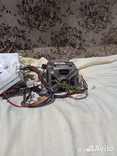 Запчасти на стиралку индезит