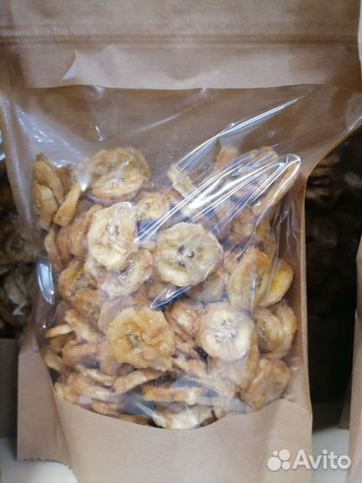 Банановые чипсы