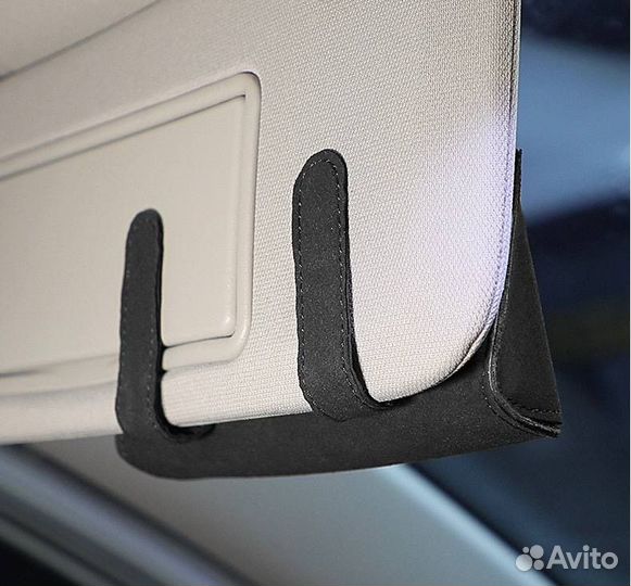 Держатель для очков автомобильный Omoda