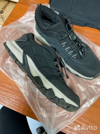 Кроссовки непромокаемые трекинговые 45 размер