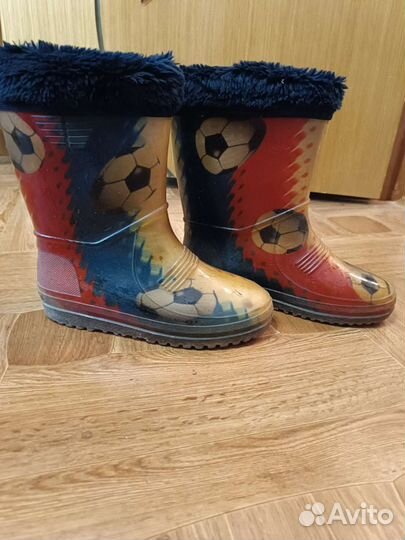 Детские резиновые сапоги