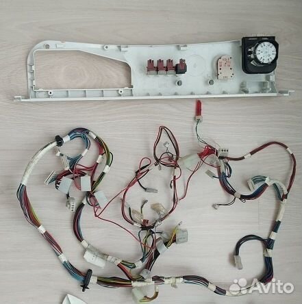 Зап. части для стиральной машины Indesit W104T