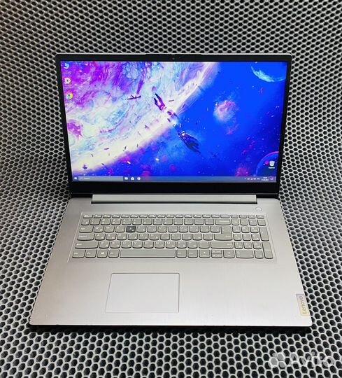 Ноутбук Lenovo SSD/Full HD