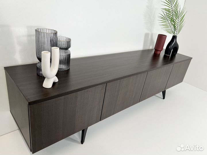 Стойка под телевизор