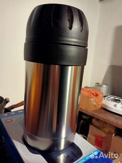 Термос вакуумный
