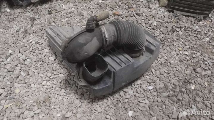 Корпус фильтра и другое Peugeot 407 Пежо