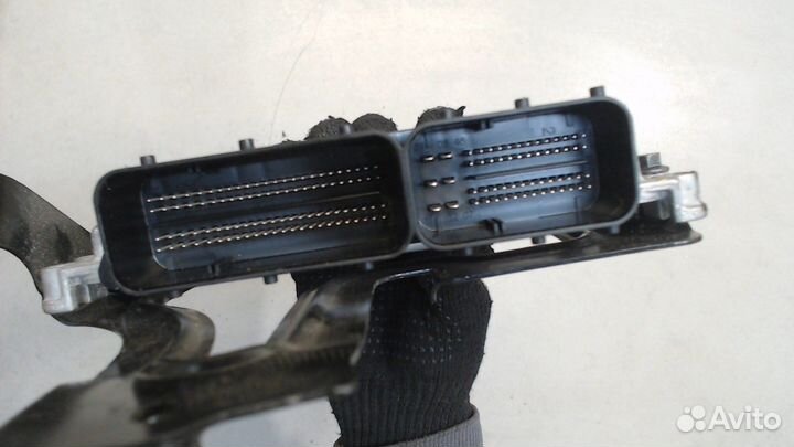 Блок управления двигателем Volvo XC40, 2021