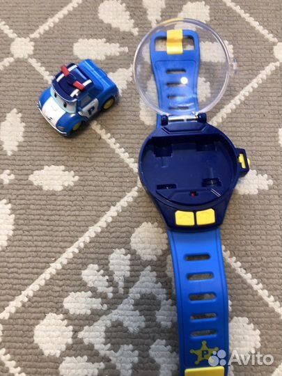 Браслет с машинкой на ду