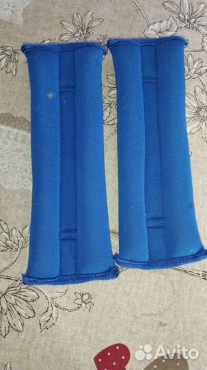 Утяжелители в наличии 2шт.красные,синие цена за 1