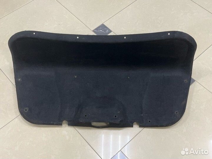 Обшивка крышки багажника Ford Focus DB 1.8L