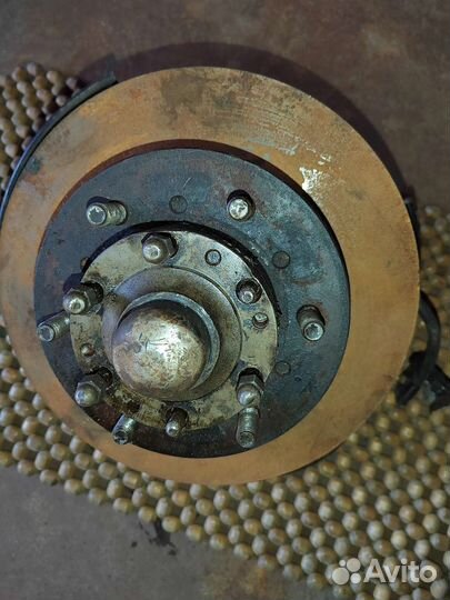 Ступица передняя тойота хайс региус 4 wd
