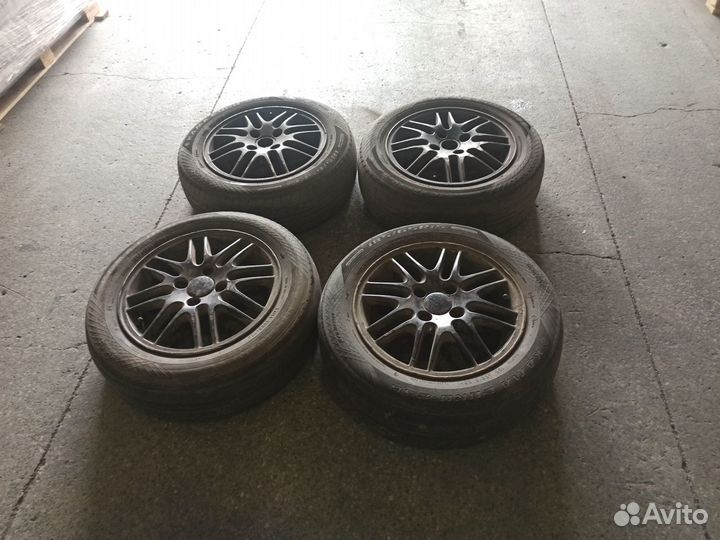 Колесные литые диски чёрные,R15