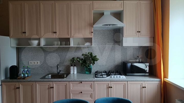 2-к. квартира, 64 м², 1/8 эт.