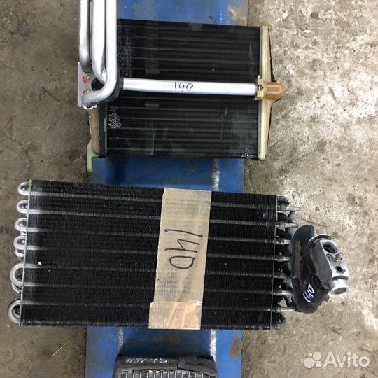 Радиатор печки Mercedes w140