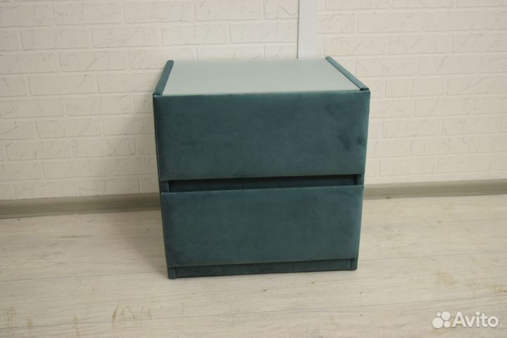 Тумба прикроватная
