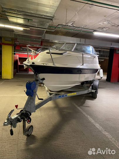 Каютный катер Bayliner 1952