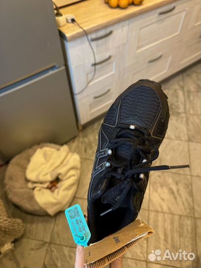 Кроссовки женские asics 38.5 39