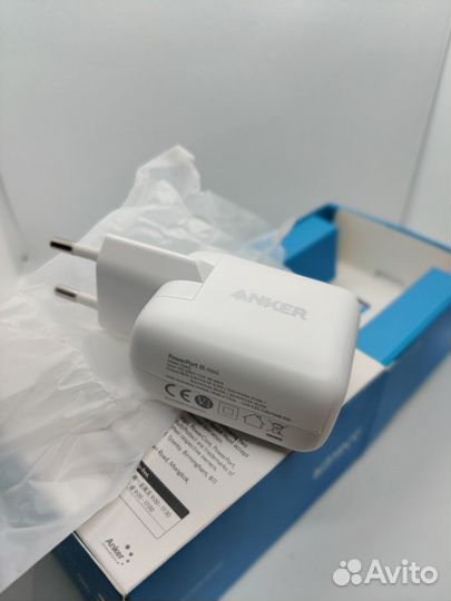Зарядка Anker powerport mini III 30W