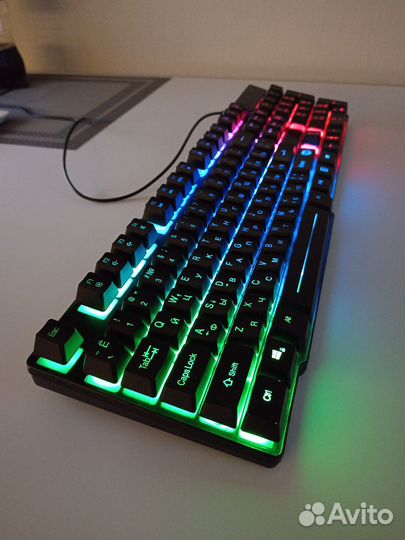 Игровая клавиатура с подсветкой