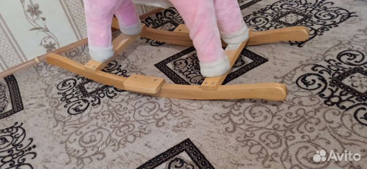 Детская качалка лошадь